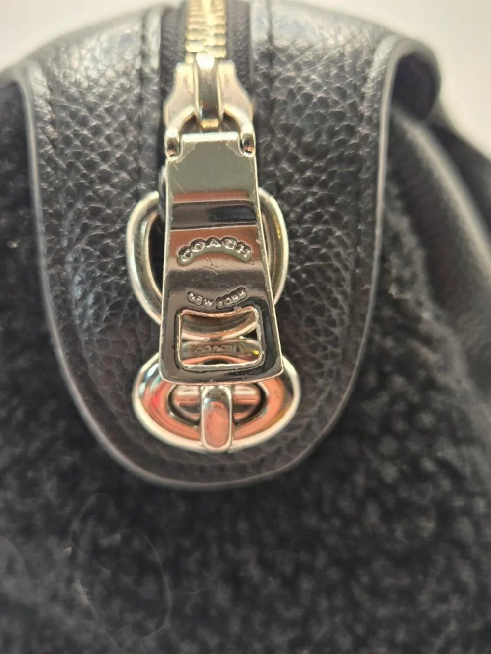 Coach Bennett Mini Satchel, Crossbody pebbled Leather with shoulder strap black